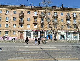коммерческая, торговые помещения