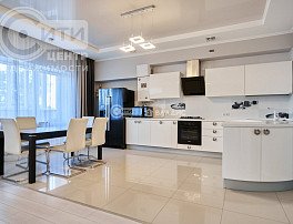 3-комнатная квартира, 137.7 м2