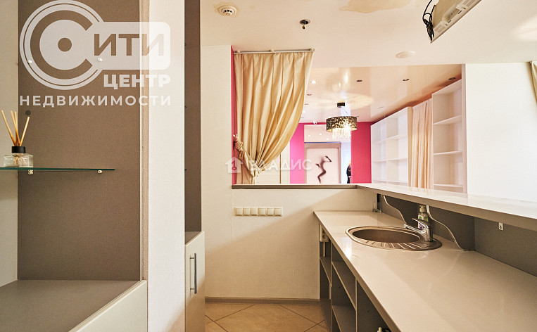 Коммерческое помещение 215.00м², эт. 3, фото 25
