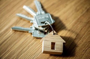 Почти половина опрошенных Россиян не может позволить себе покупку квартиры из-за высоких цен