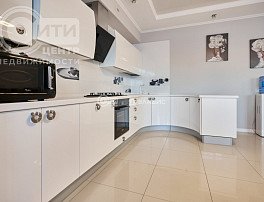 3-комнатная квартира, 137.7 м2