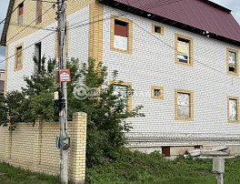 Дом, 300 м2, 8 сотка