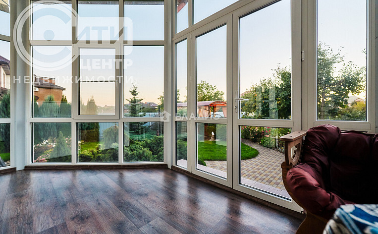 Дом 380.00м², фото 40