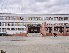 Земельный участок 9.89 соток