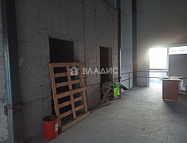 Коммерческое помещение 1550.00м²