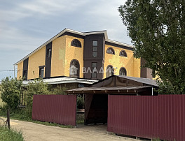 Коммерческое помещение 762.00м²