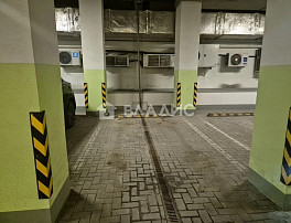 Машиноместо 13.30м²