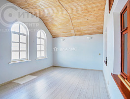 Дом 324.00м²