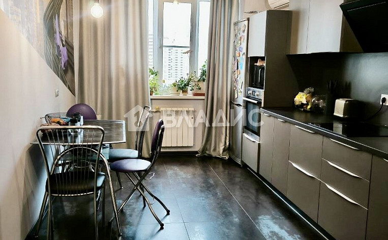 3-Комнатная квартира 90.60м², эт. 9, фото 17