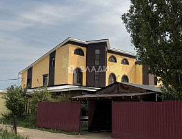 Коммерческое помещение 762.00м²