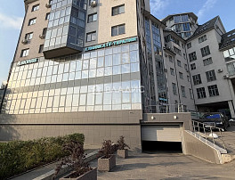 Машиноместо 30.60м²