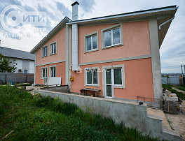 Дом 222.00м²