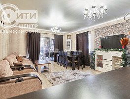 Дом, 213.9 м2, 8 сотка