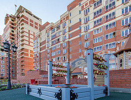 Студия 563.20м²