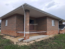 Дом 382.00м²