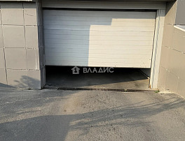 Машиноместо 30.60м²