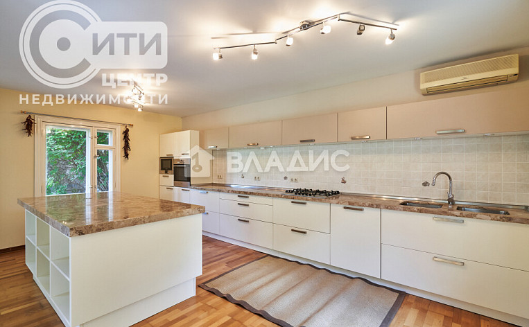 Дом 204.80м², фото 37
