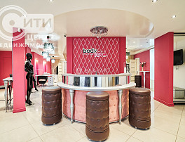 Коммерческое помещение 215.00м²