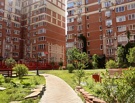 Студия 563.20м²