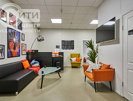 Коммерческое помещение 325.60м²