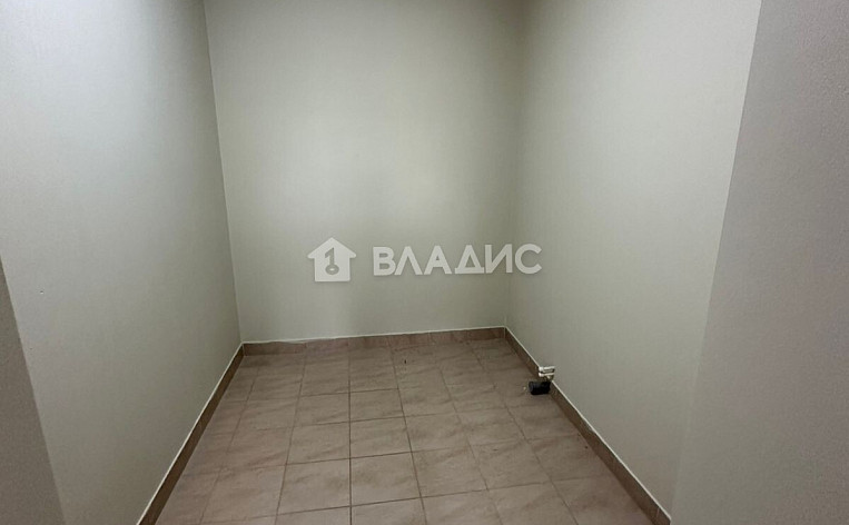 Коммерческое помещение 182.00м², эт. 3, фото 8