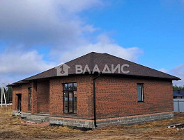 Дом 160.00м²
