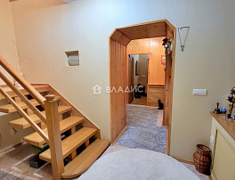 Дом 255.00м²