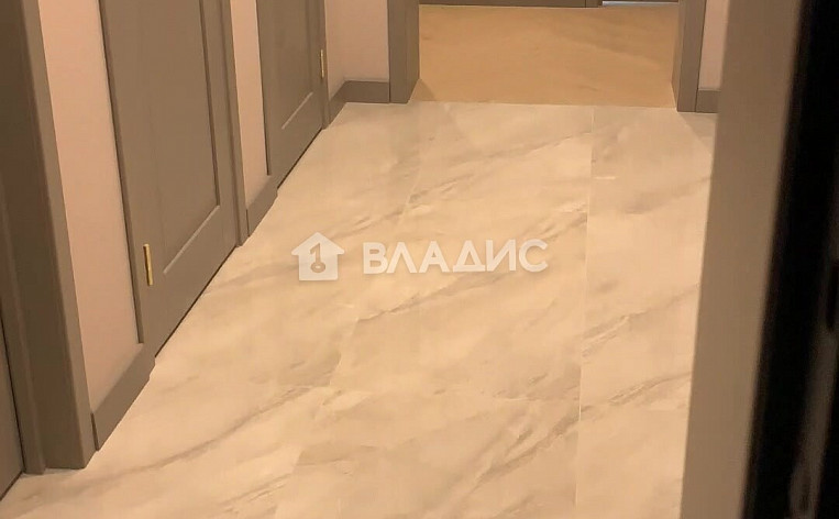 3-Комнатная квартира 105.00м², эт. 3, фото 25