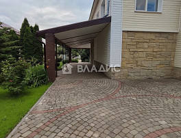 Дом 281.10м²