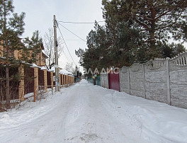 Земельный участок 10.00 соток