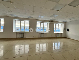 Коммерческое помещение 300.00м²