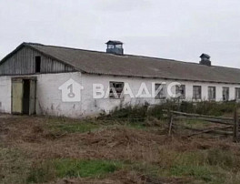 Коммерческое помещение 1800.00м²