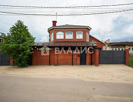 Дом 166.00м²